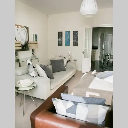 The House Deluxe Ground Floor