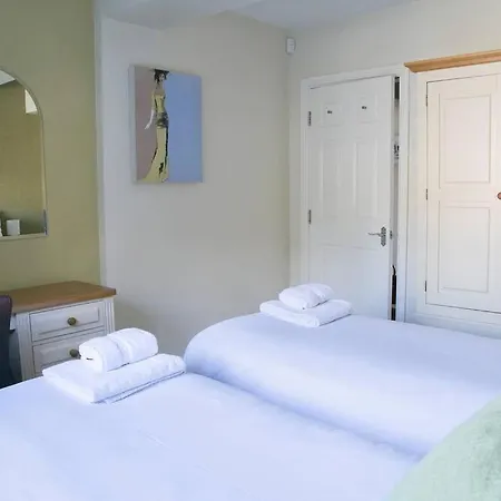 The House Deluxe Ground Floor 아파트 해러게이트
